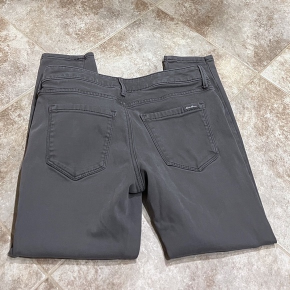 Eddie Bauer Slightly Curvy Skinny Ankle Jeans Low Rise Stretch Gray 2 Petite - Picture 2 of 9